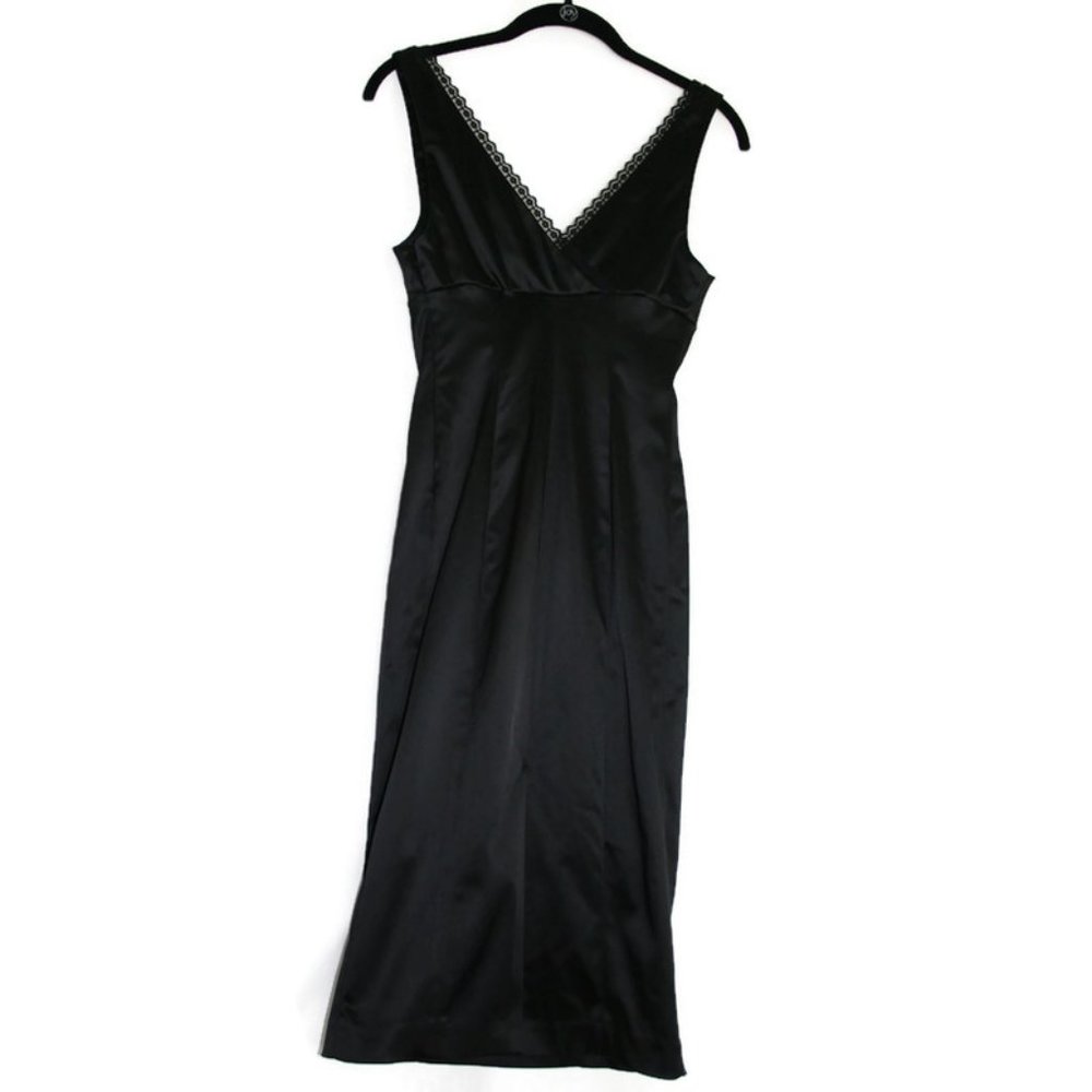Bebe  Stretcy Bandage Dress  with "V" Lace Trim Front /Back Neckline Size Small